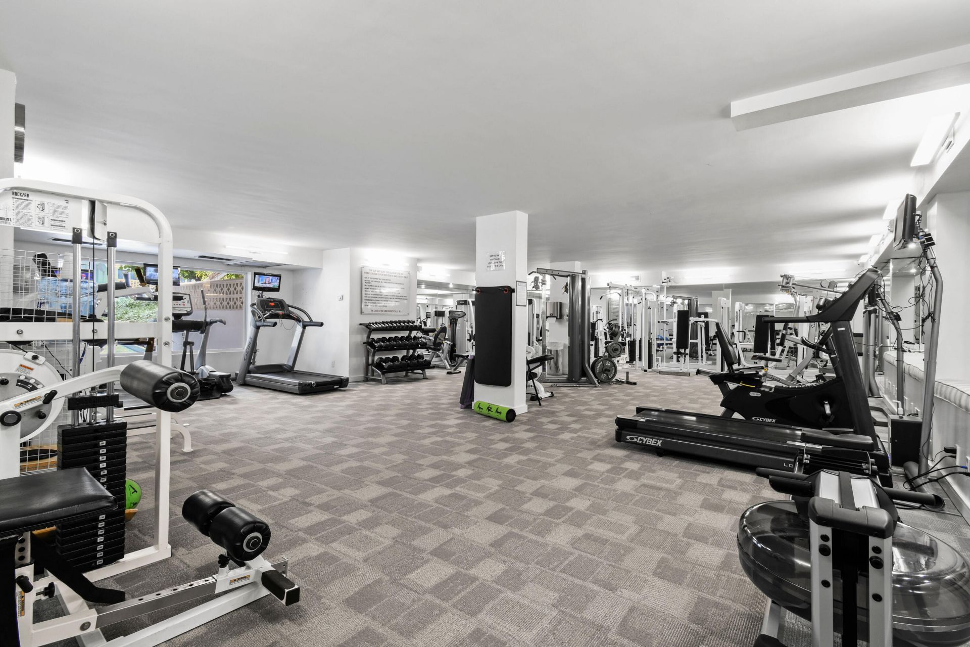 100 Sunrise Avenue, Unit 308, Palm Beach, FL 33480 Photo