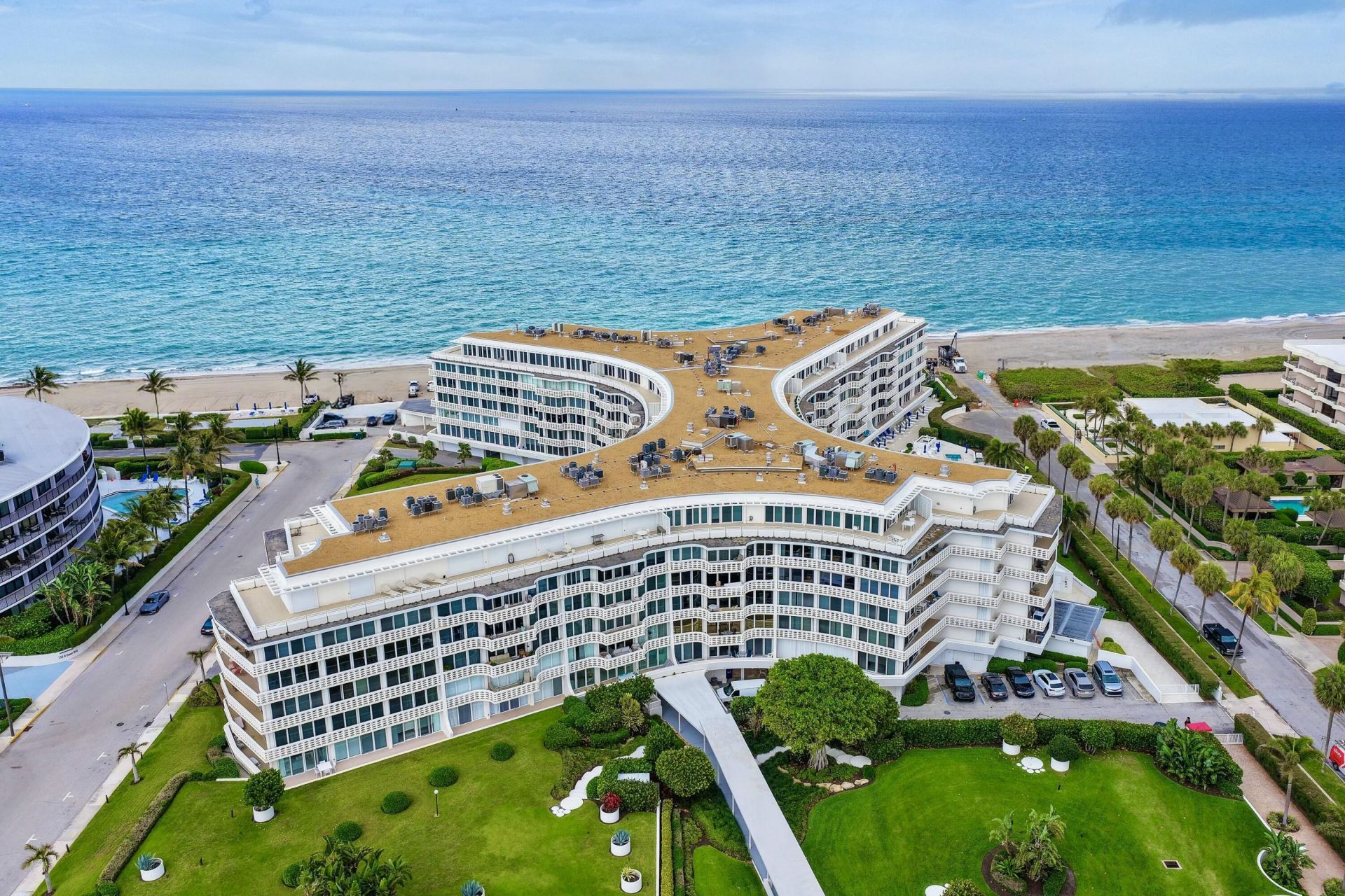 100 Sunrise Avenue, Unit 308, Palm Beach, FL 33480 Photo
