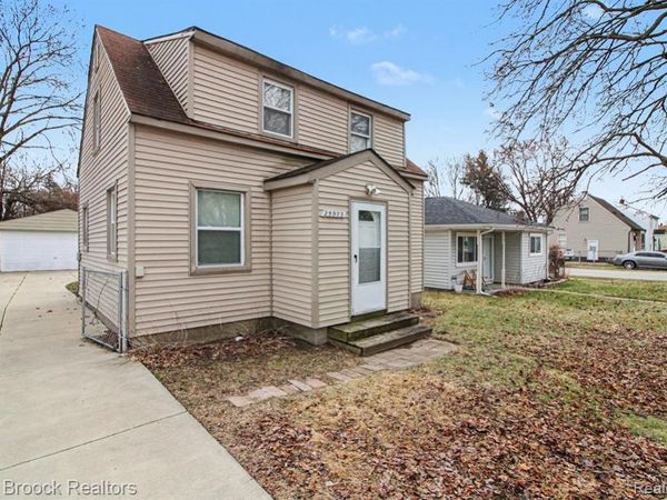 25973 Southwestern Highway, Redford Twp, MI 48239