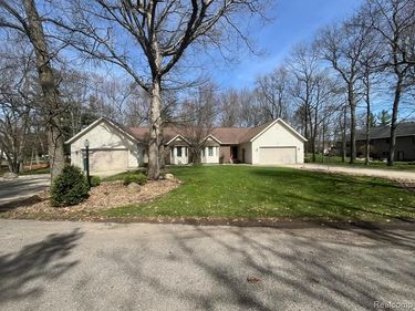 5741 Tipperary Drive, Caseville Twp, MI 48725