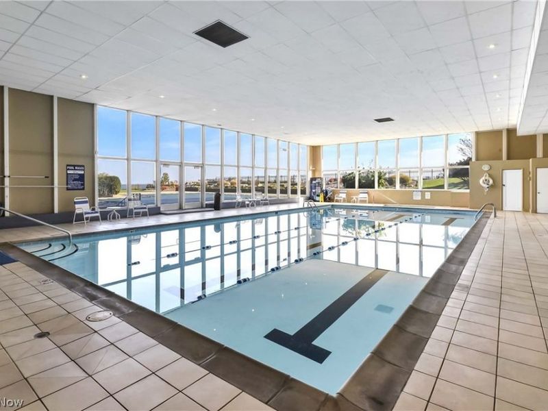 12900 Lake Avenue, Unit PH 8, Lakewood, OH 44107 Photo 26