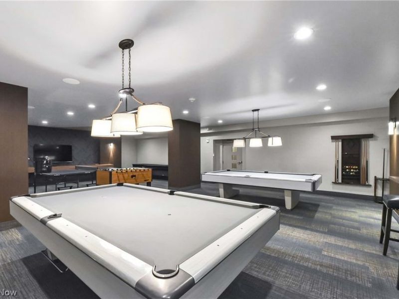 12900 Lake Avenue, Unit PH 8, Lakewood, OH 44107 Photo 30