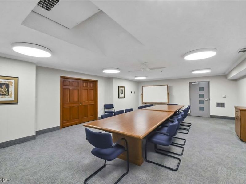 12900 Lake Avenue, Unit PH 8, Lakewood, OH 44107 Photo 32