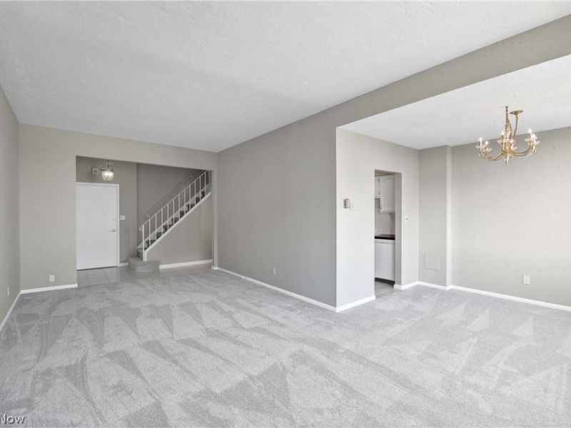 12900 Lake Avenue, Unit PH 8, Lakewood, OH 44107 Photo 7