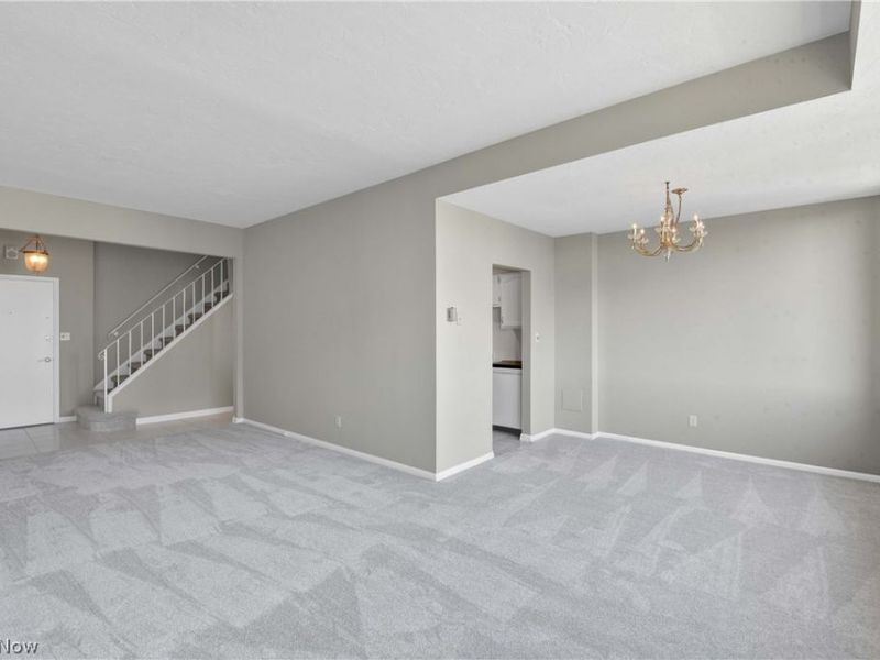 12900 Lake Avenue, Unit PH 8, Lakewood, OH 44107 Photo 8