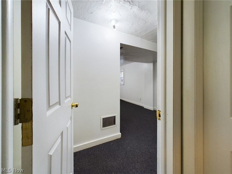 531 Gage Street, Akron, OH 44311 Photo 32