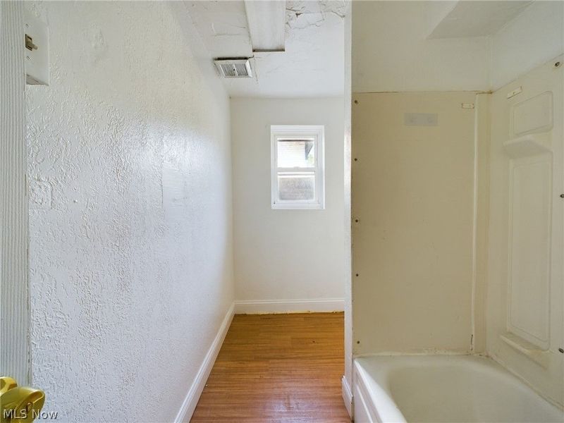 531 Gage Street, Akron, OH 44311 Photo 37