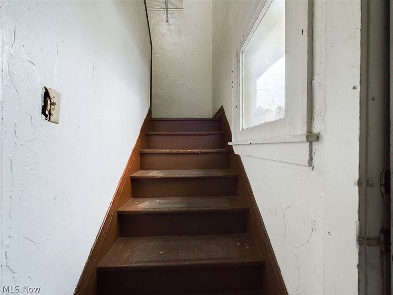 539 Gage Street, Akron, OH 44311 Photo 3