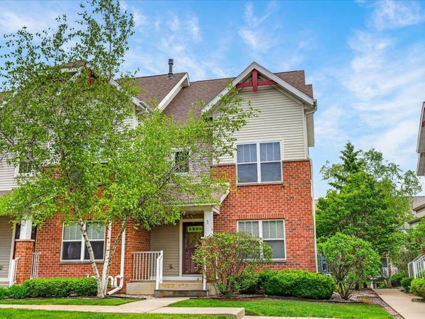 719 Cricket Lane, Unit 1, Middleton, WI 53562