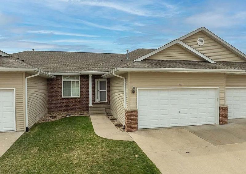 4433 Spoonbill Court, Marion, IA 52302 Main Photo