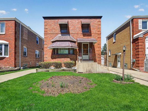 9020 W Forestview Drive , North Riverside, IL 60546