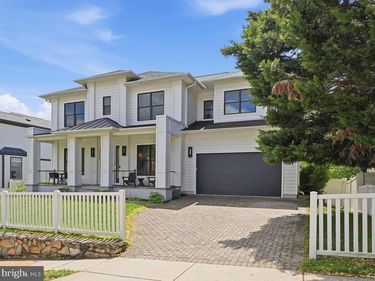 2504 12TH STREET N, ARLINGTON, VA 22201