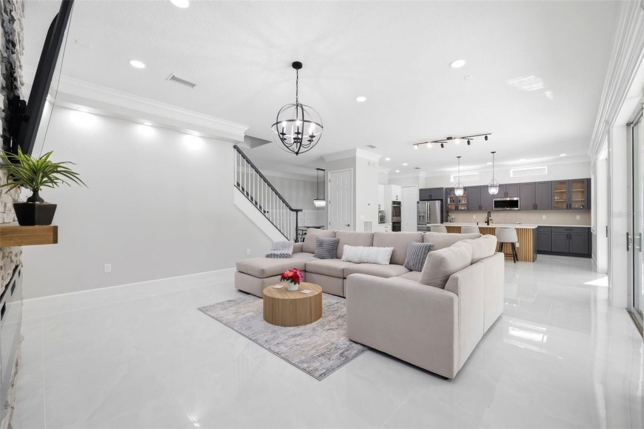 8005 Cypress Crossing Court, Tampa, FL 33647 Photo