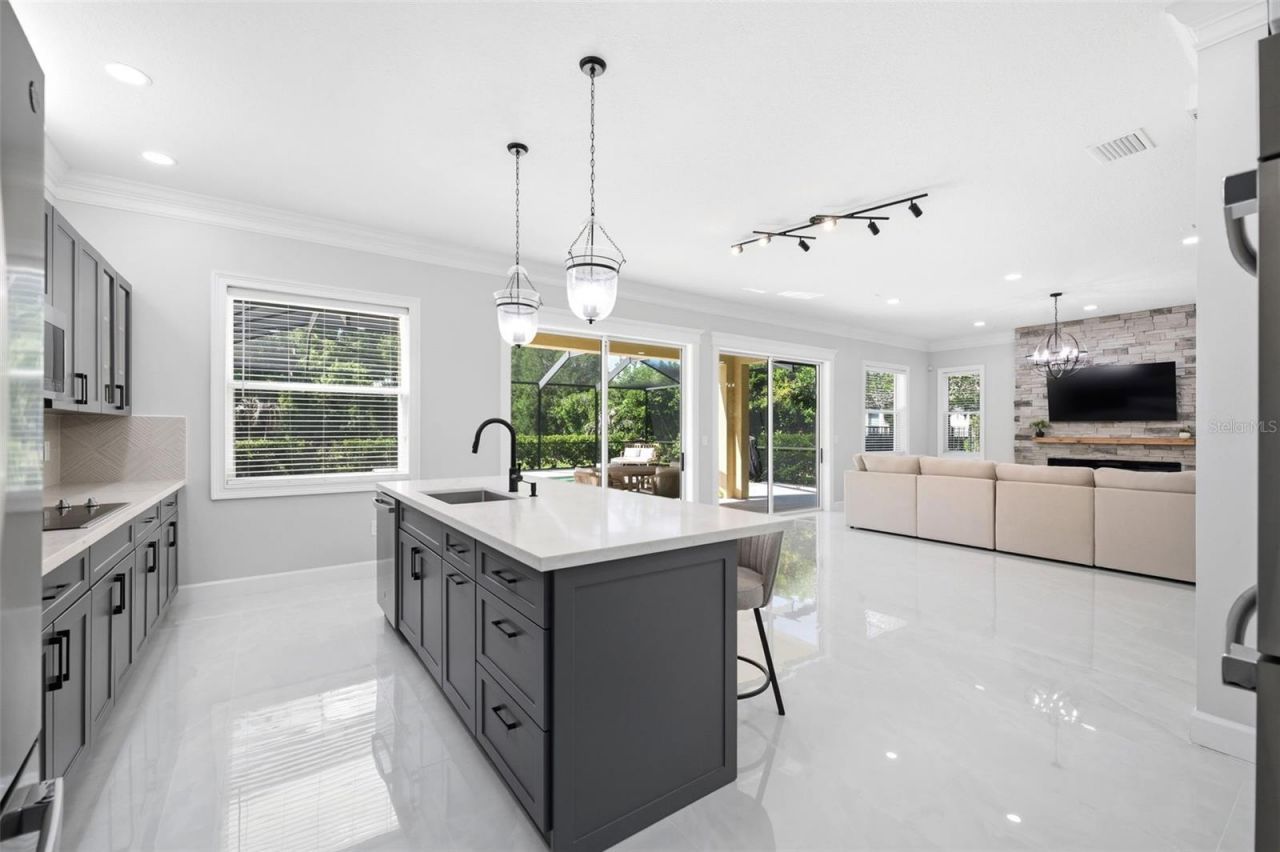 8005 Cypress Crossing Court, Tampa, FL 33647 Photo