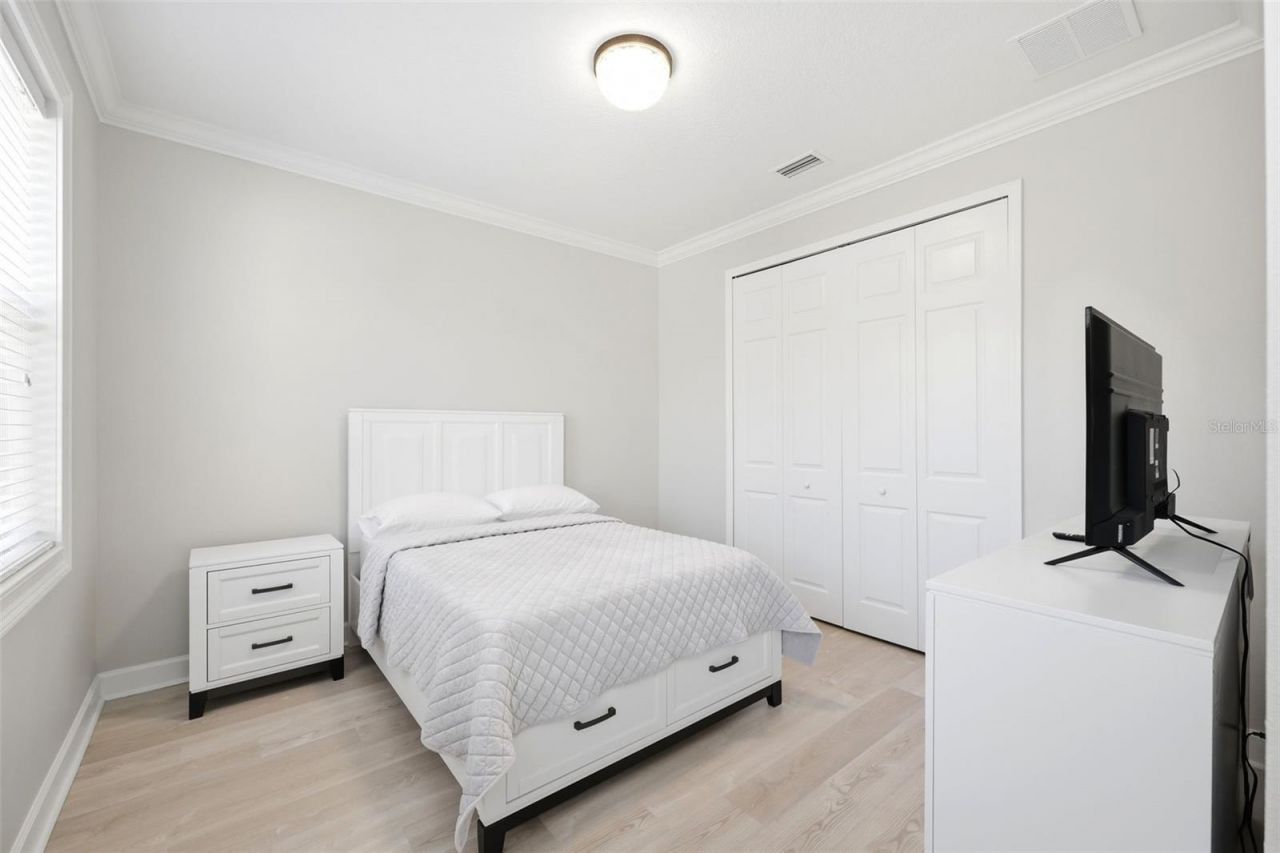 8005 Cypress Crossing Court, Tampa, FL 33647 Photo