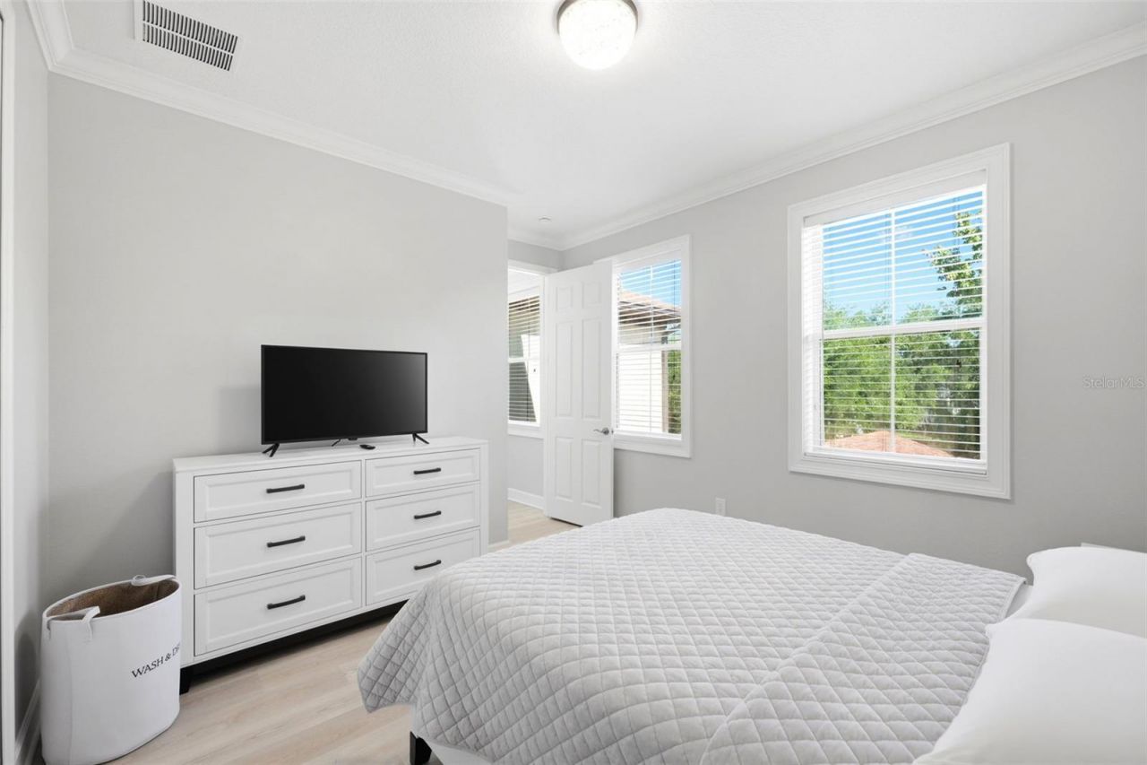 8005 Cypress Crossing Court, Tampa, FL 33647 Photo
