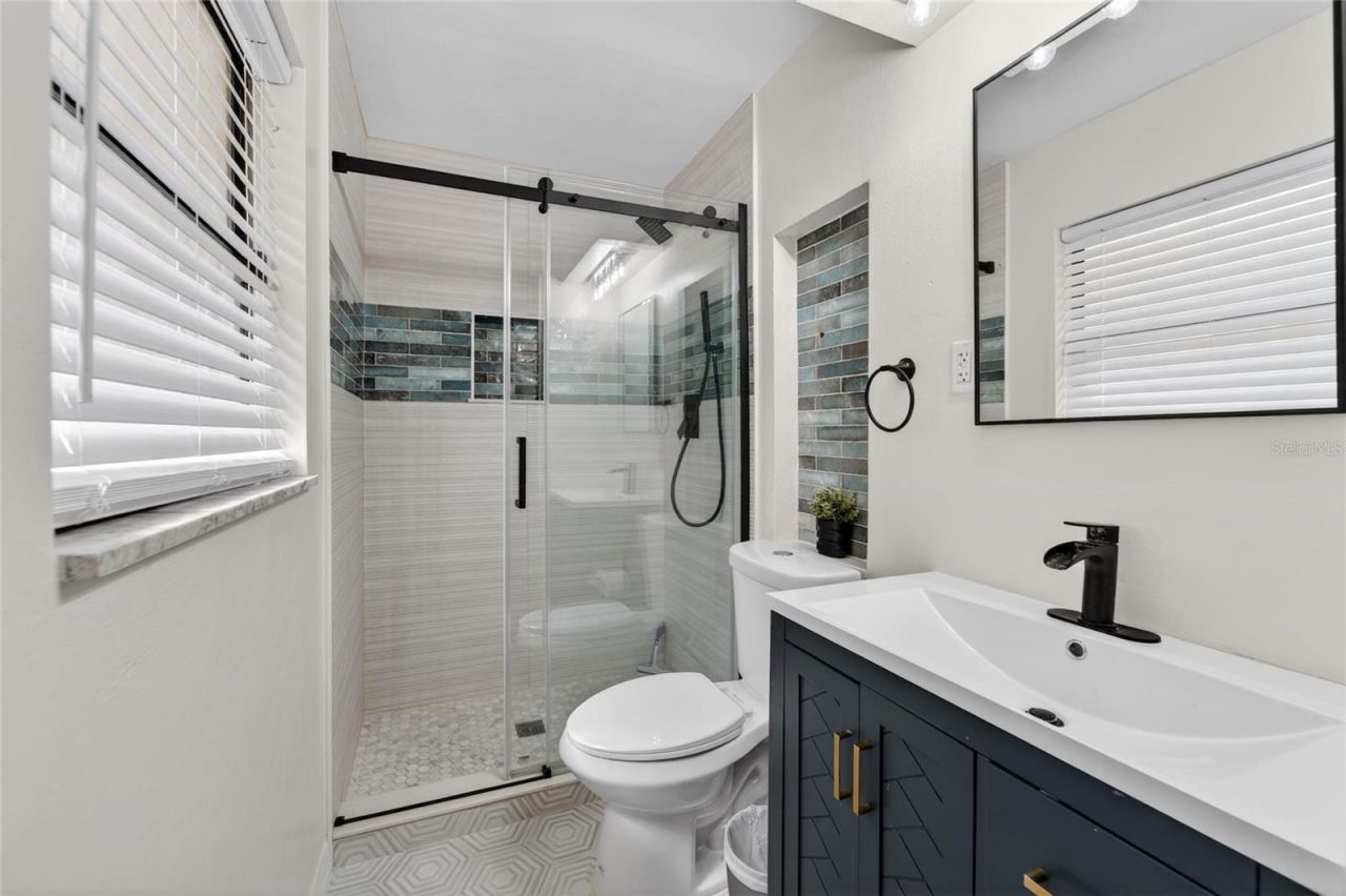 2842 61st Lane N, Saint Petersburg, FL 33710 Photo