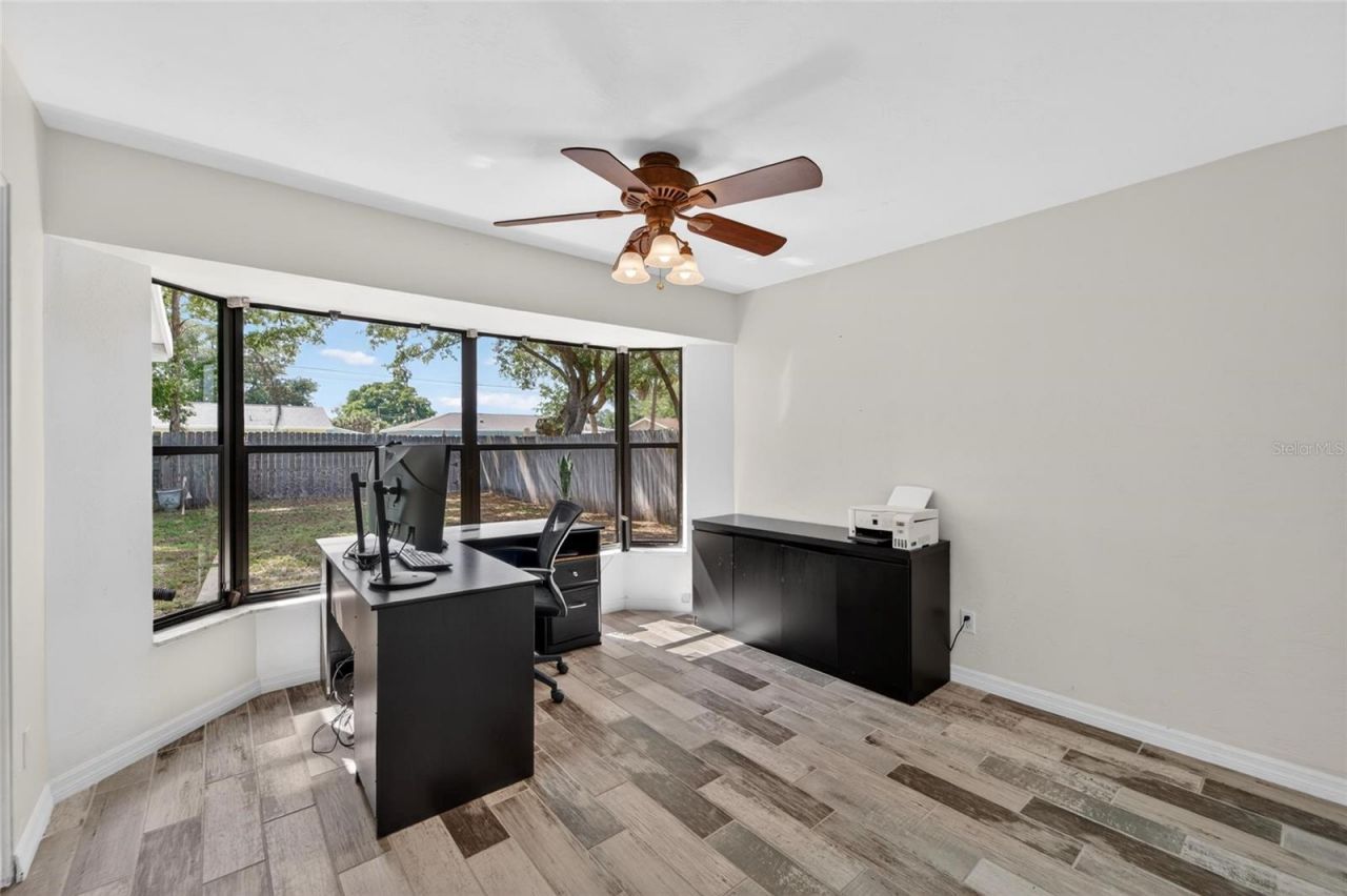 2842 61st Lane N, Saint Petersburg, FL 33710 Photo