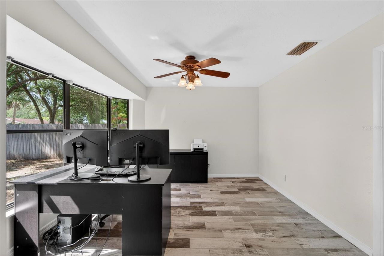 2842 61st Lane N, Saint Petersburg, FL 33710 Photo