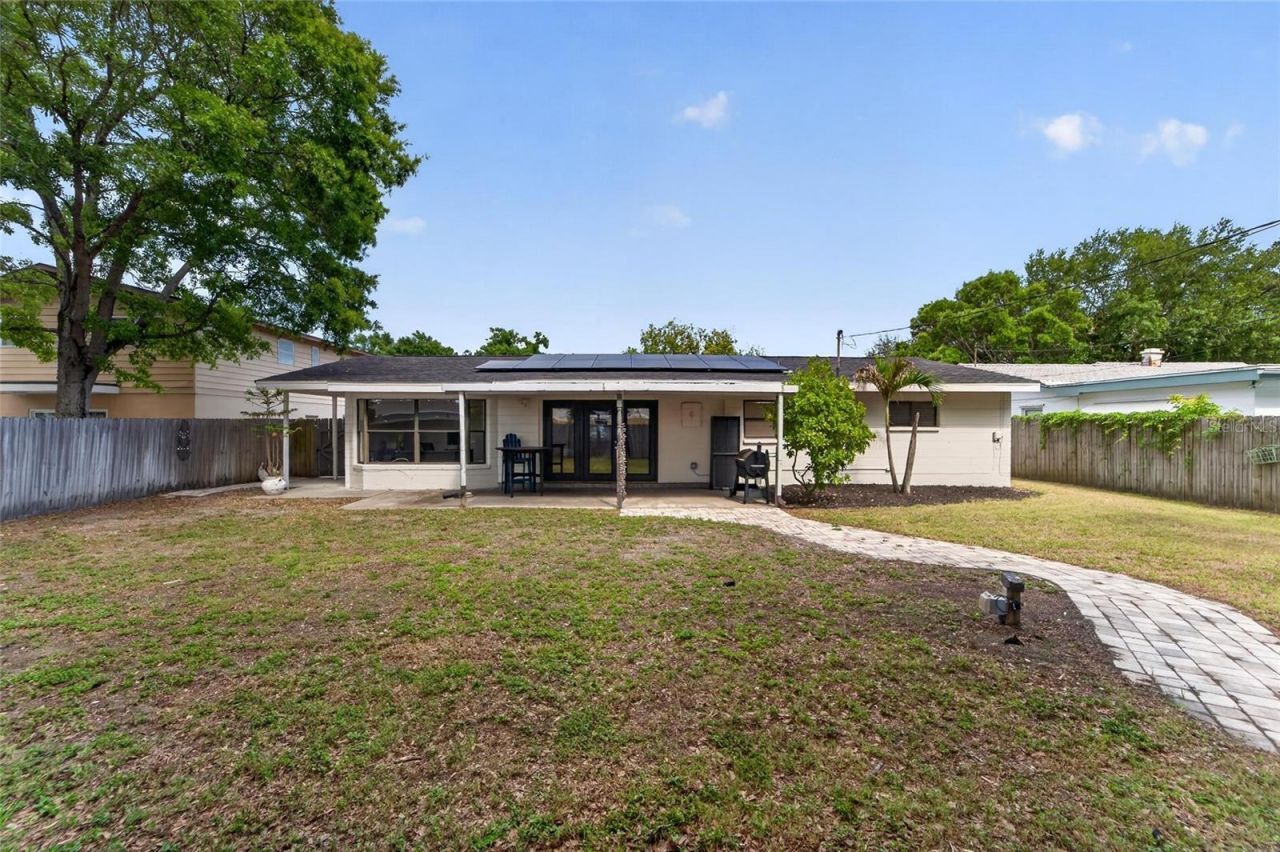 2842 61st Lane N, Saint Petersburg, FL 33710 Photo
