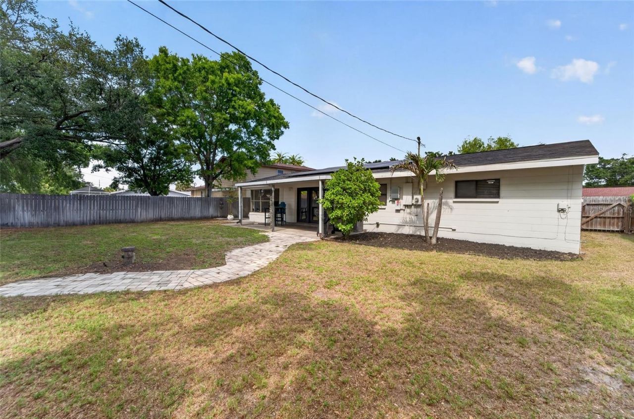 2842 61st Lane N, Saint Petersburg, FL 33710 Photo