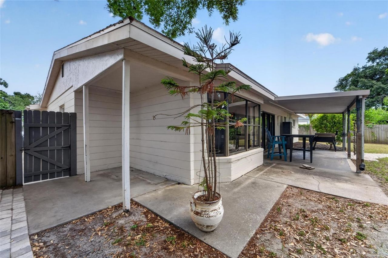 2842 61st Lane N, Saint Petersburg, FL 33710 Photo
