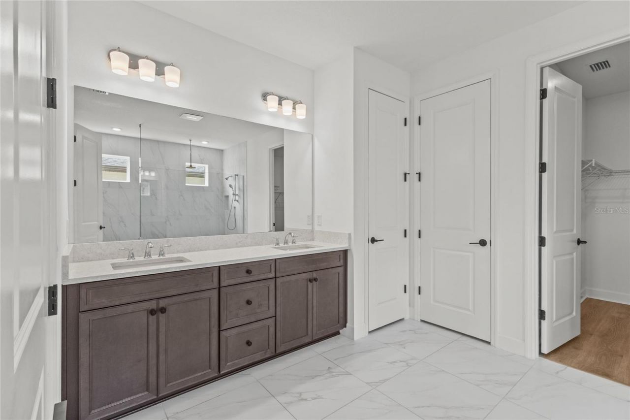 16319 Mount Holly Drive , Bradenton, FL 34211 Photo