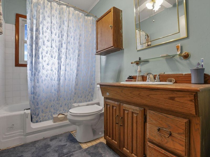 916 S Hampton Road, Columbus, OH 43227 Photo 13