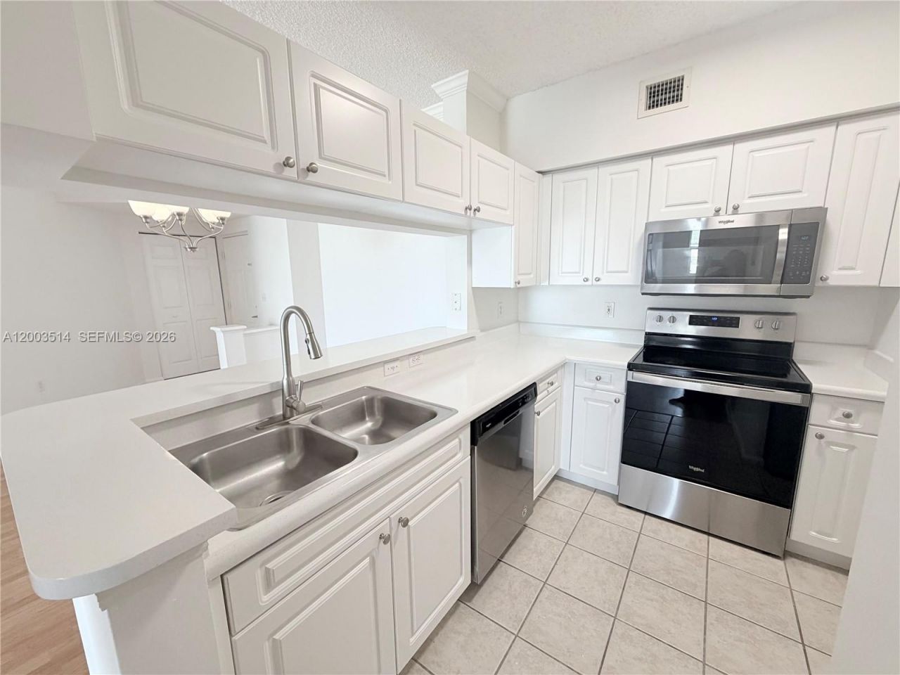 17100 N Bay Rd, Unit 1913, Sunny Isles Beach, FL 33160 Photo
