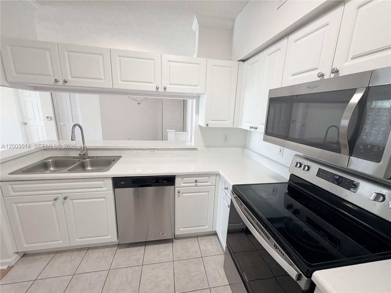 17100 N Bay Rd, Unit 1913, Sunny Isles Beach, FL 33160 Photo