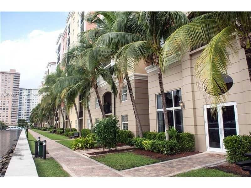 17100 N Bay Rd, Unit 1913, Sunny Isles Beach, FL 33160 Photo