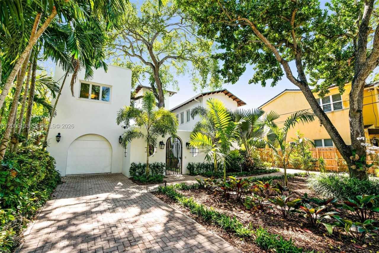 3930 Crawford Ave, Miami, FL 33133 Photo