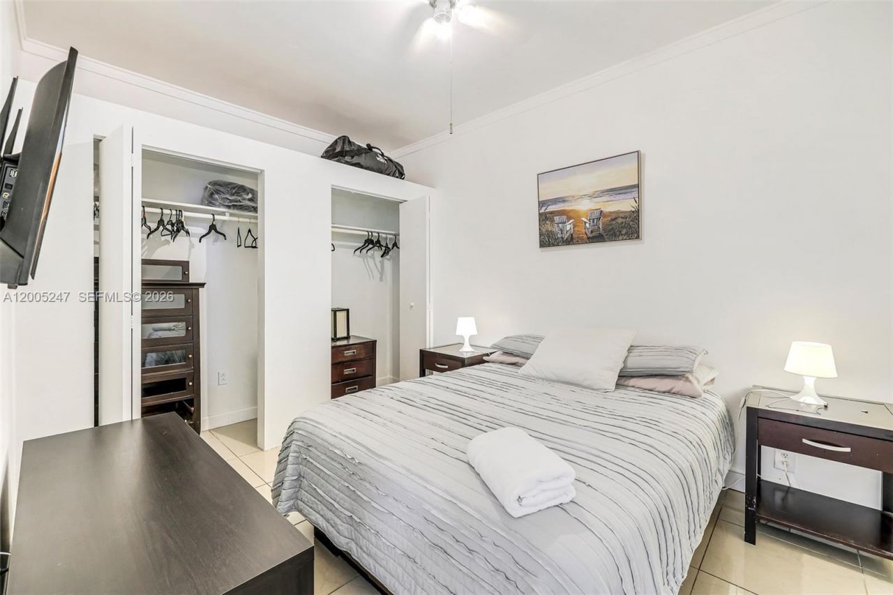 12085 W Dixie Hwy, Biscayne Park, FL 33161 Photo