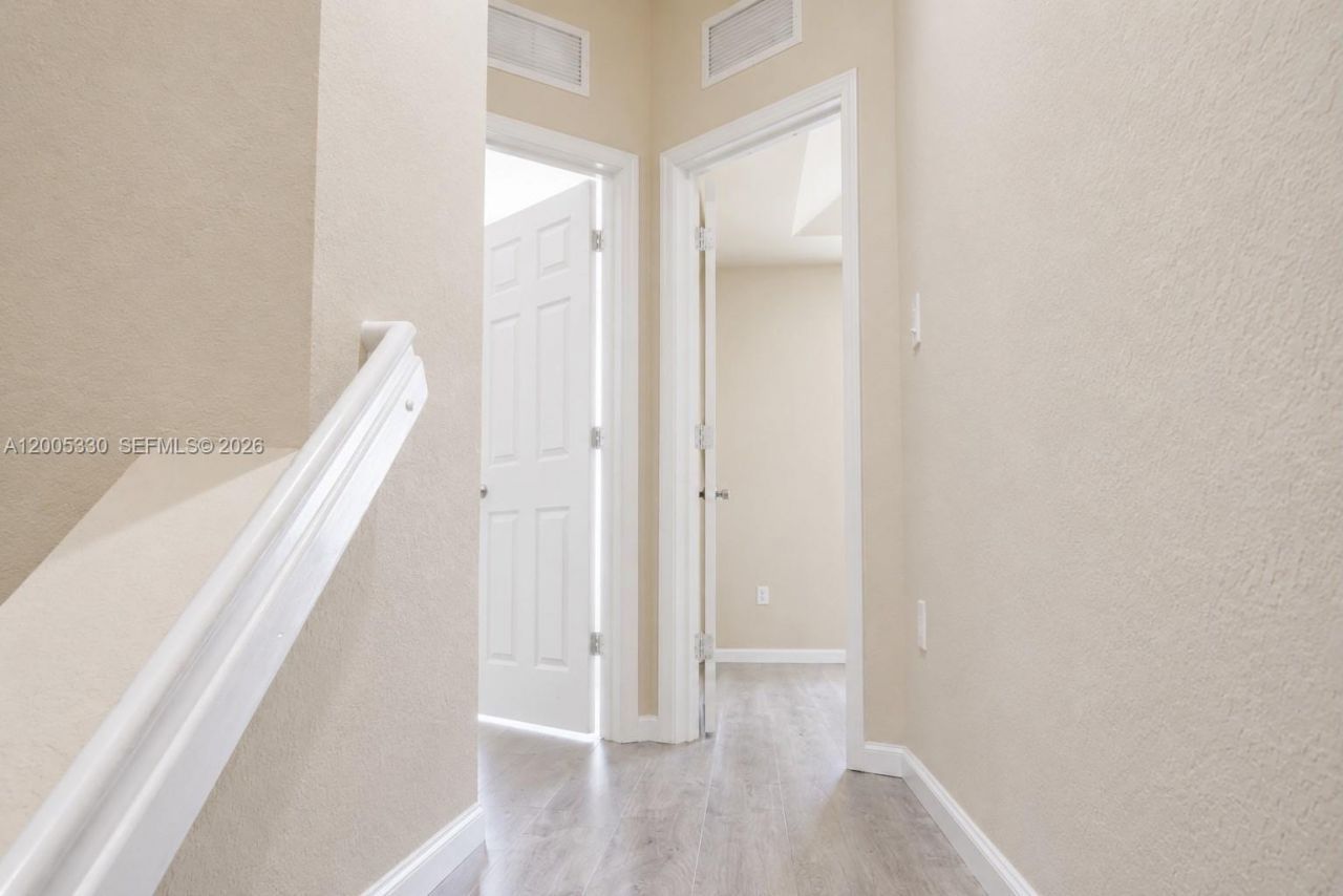 11503 NW 89th St, Unit 213, Doral, FL 33178 Photo