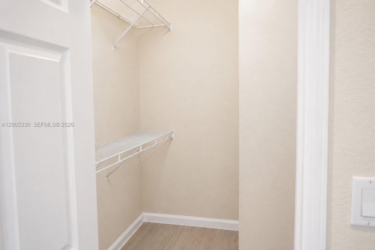 11503 NW 89th St, Unit 213, Doral, FL 33178 Photo