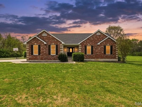 5 Hannah Ridge Trail, Elsberry, MO 63343