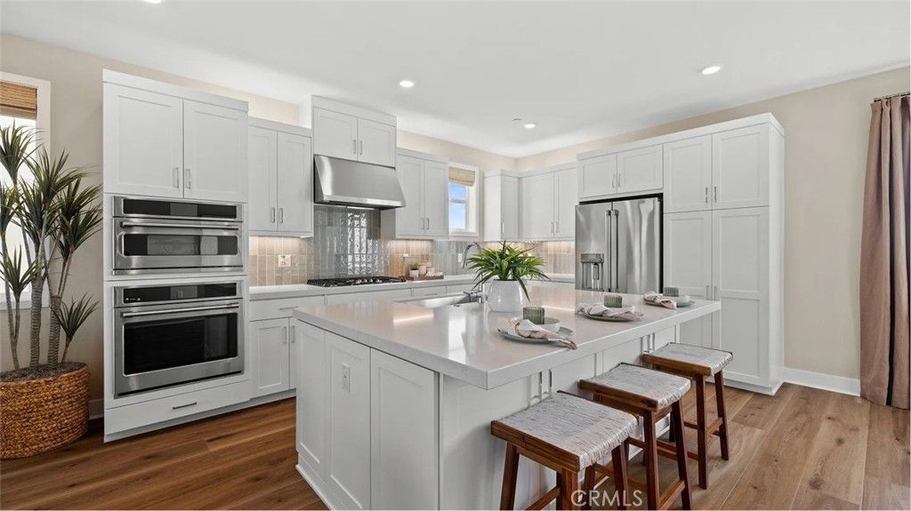 713 Sonia, Irvine, CA 92618 Main Photo