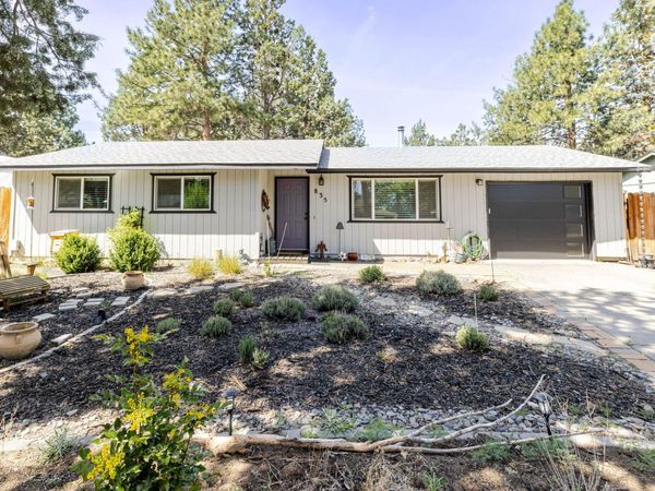 835 SE Polaris Court, Bend, OR 97702