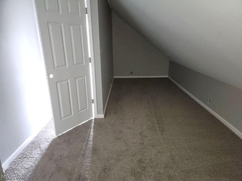 4421 E 156th Street, Cleveland, OH 44128 Photo 16