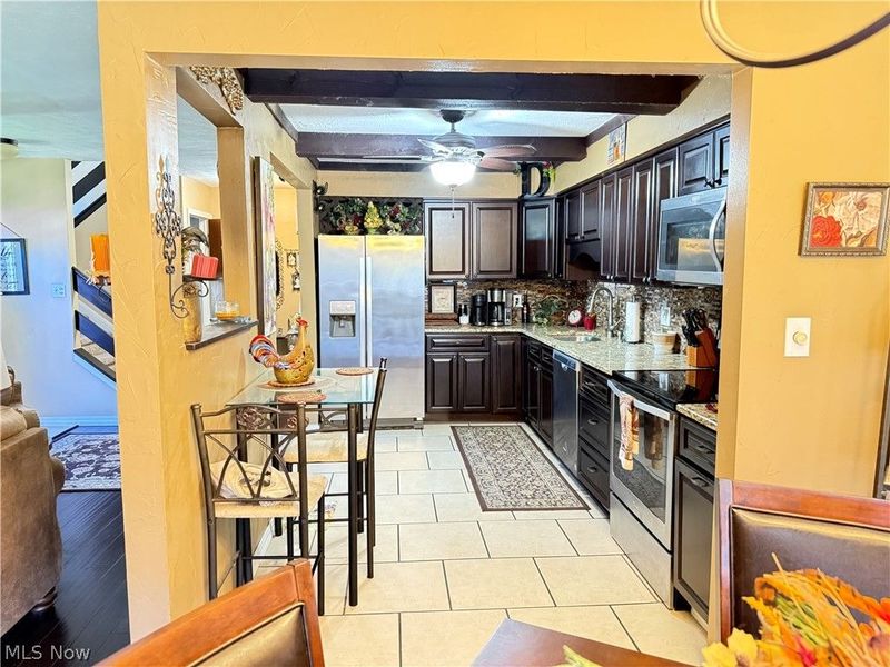 7607 Creekwood Drive, North Royalton, OH 44133 Photo 12