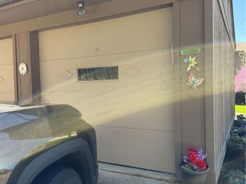 7607 Creekwood Drive, North Royalton, OH 44133 Photo 3