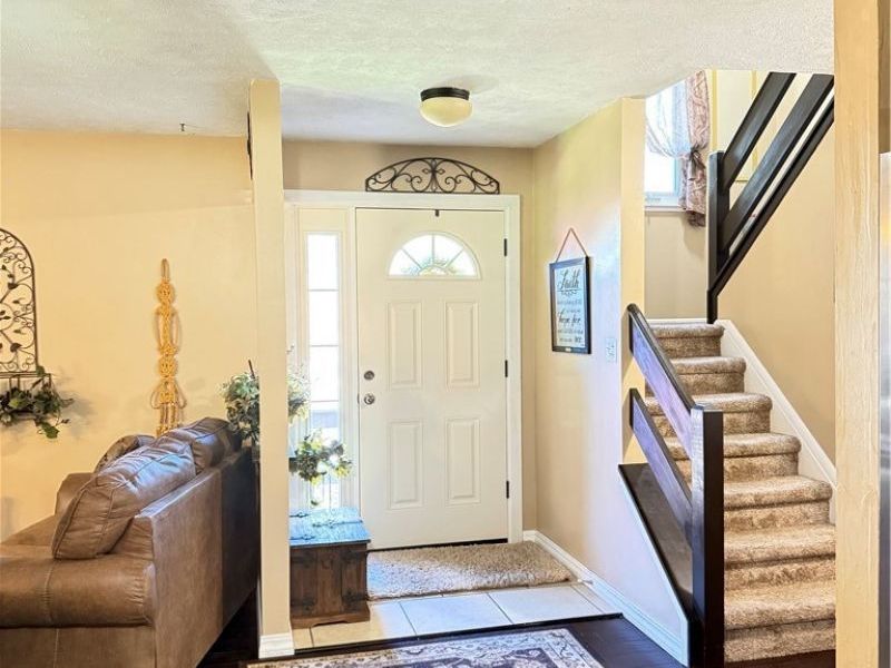 7607 Creekwood Drive, North Royalton, OH 44133 Photo 6