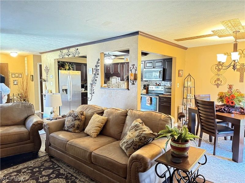 7607 Creekwood Drive, North Royalton, OH 44133 Photo 9