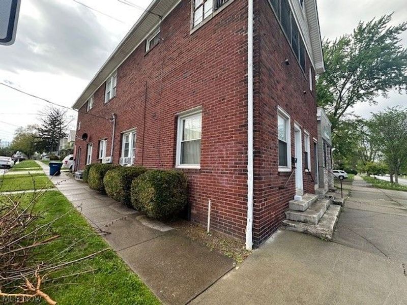 1115 East Avenue, Elyria, OH 44035 Photo 22