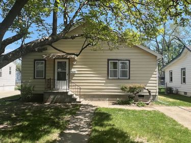 2707 Calhoun Street , Bellevue, NE 68005