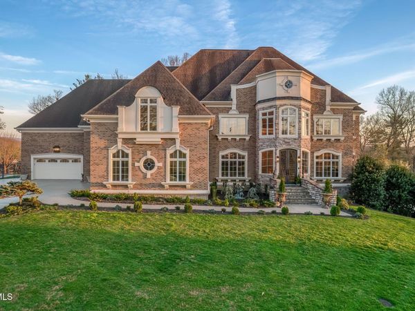 1128 Mountain Vista Pvt Drive, Bristol, TN 37620