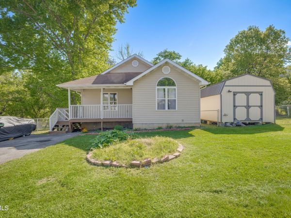 154 Sycamore Street, Erwin, TN 37650