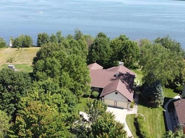 W5092 N Osprey Drive, New Lisbon, WI 53950