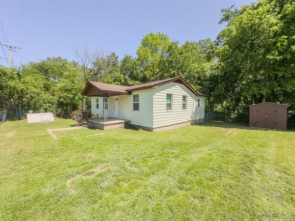 210 N Meadors, Ada, OK 74820