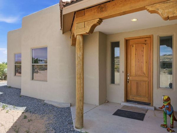 957 Camino Sin Pasada , Corrales, NM 87048